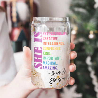 „She Is Me“-Glasflasche/Mattierte Flasche mit Deckel und Stroh, Geschenk für Tierliebhaber – personalisierte Glasflasche