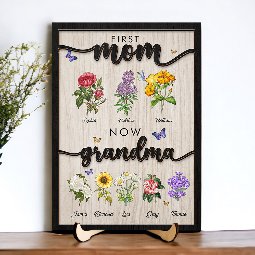 Grandma's Wooden Sign With Birth Flowers, Custom Birth Month Flowers, Personalized First Mom Now Grandma, Mother's Day Gift, Grandma's Gift