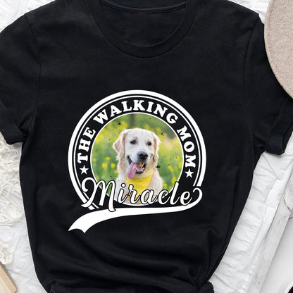 Personalisiertes The Walking Dad and Mom Benutzerdefiniertes Foto - Personalisiertes Unisex T-Shirt