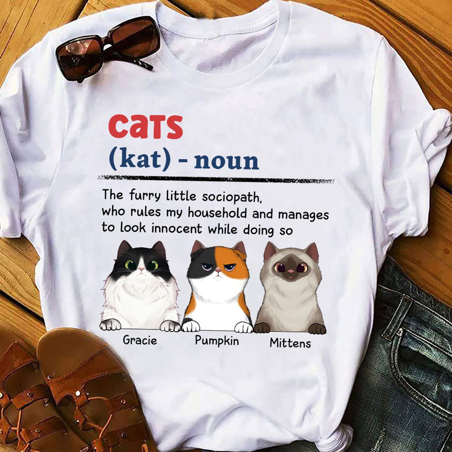 Personalisierter Katzenliebhaber Der pelzige kleine Soziopath - Personalisiertes Unisex T-Shirt